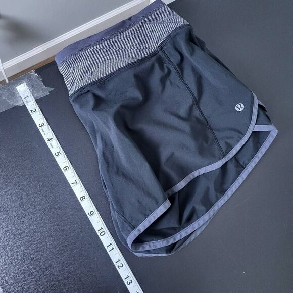 Lululemon Womens Speed Up Athletic Shorts Size 8 Black Pockets Lined Running Gym - Picture 5 of 5